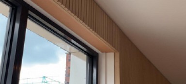 Lattenwand akoestiek verbetering